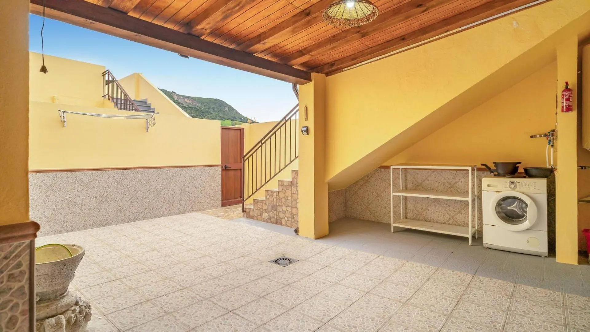 Holiday home 4 Bedroom Pet Friendly Home In San Jose Del Valle